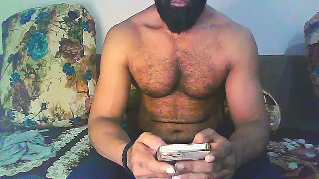 Snapshot of Vbestshow chatting on 10/16/25, 11:44 Vbestshow online show from 10/16/25, 11:44