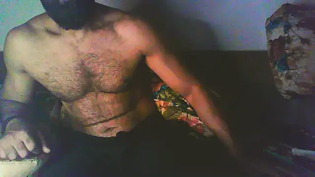 Snapshot of Vbestshow chatting on 10/16/25, 11:50 Vbestshow online show from 10/16/25, 11:50