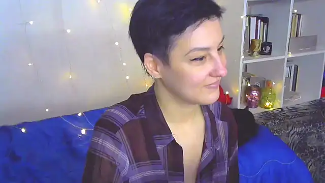 Snapshot of MartaBounty chatting on 02/16/25, 06:10 MartaBounty online show from 02/16/25, 06:10