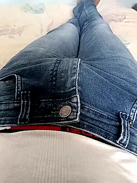 Babyucum4me online show from 11/05/25, 07:30