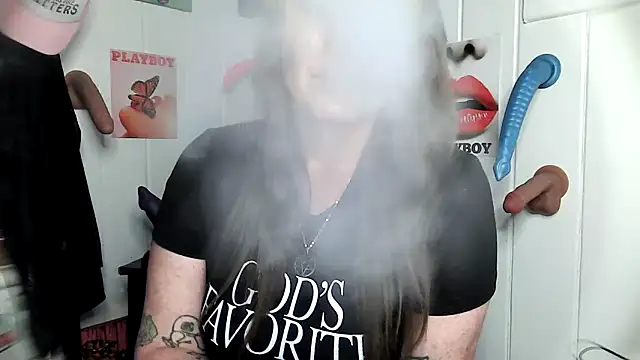 Lady the Tramp online show from 11/30/25, 04:16