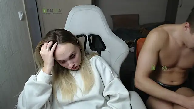 Snapshot of Sunny-Girl1 chatting on 02/15/25, 01:16 Sunny-Girl1 online show from 02/15/25, 01:16