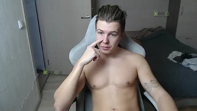 Snapshot of Sunny-Girl1 chatting on 02/19/25, 07:17 Sunny-Girl1 online show from 02/19/25, 07:17