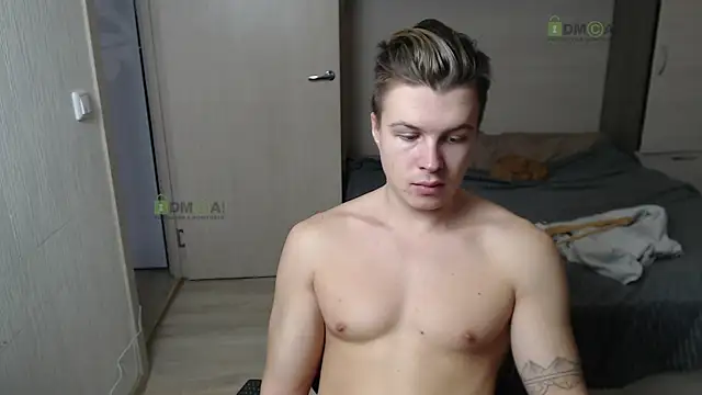 Snapshot of Sunny-Girl1 chatting on 02/24/25, 10:26 Sunny-Girl1 online show from 02/24/25, 10:26