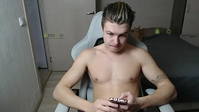 Snapshot of Sunny-Girl1 chatting on 02/25/25, 06:47 Sunny-Girl1 online show from 02/25/25, 06:47