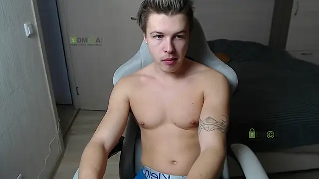 Snapshot of Sunny-Girl1 chatting on 03/05/25, 06:33 Sunny-Girl1 online show from 03/05/25, 06:33