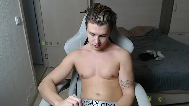 Snapshot of Sunny-Girl1 chatting on 03/13/25, 06:23 Sunny-Girl1 online show from 03/13/25, 06:23