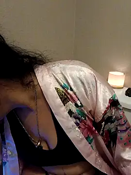 Snapshot of PichyPrettyPussy chatting on 12/30/24, 09:37 PichyPrettyPussy online show from 12/30/24, 09:37