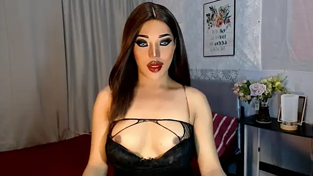 Snapshot of trixxielicious chatting on 01/17/25, 12:52 trixxielicious online show from 01/17/25, 12:52