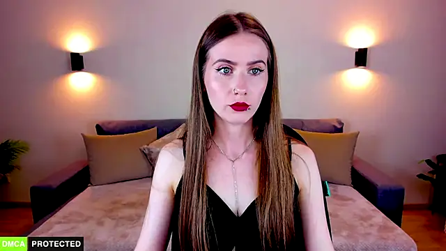 Snapshot of TheWoman__ chatting on 10/21/25, 06:19 TheWoman online show from 10/21/25, 06:19