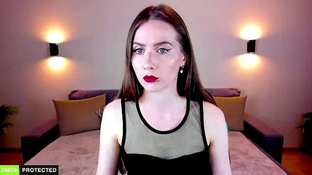 Snapshot of TheWoman__ chatting on 11/11/25, 06:41 TheWoman online show from 11/11/25, 06:41