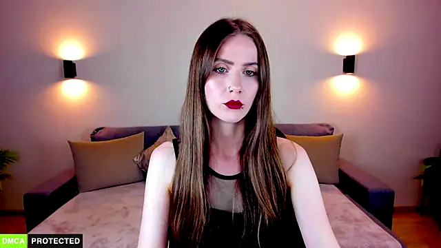 Snapshot of TheWoman__ chatting on 11/18/25, 07:07 TheWoman online show from 11/18/25, 07:07