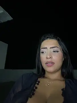 Snapshot of Shantal_Lovee chatting on 01/15/25, 02:38 Shantal Lovee online show from 01/15/25, 02:38