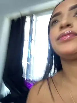 Snapshot of Shantal_Lovee chatting on 01/15/25, 05:37 Shantal Lovee online show from 01/15/25, 05:37