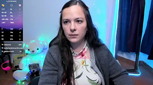 angelaagomez online show from 02/15/25, 02:26