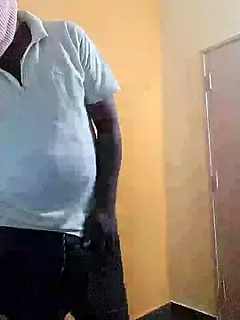 Indianguymohan online show from 10/17/25, 04:42