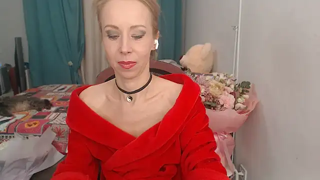 LuxuryNika online show from 01/29/25, 03:15