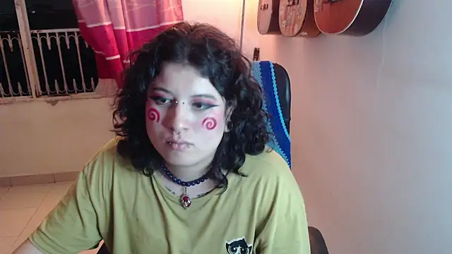 Smoke trip Alicia online show from 10/10/25, 05:06