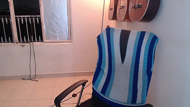 Smoke trip Alicia online show from 10/23/25, 04:45