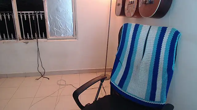 Smoke trip Alicia online show from 11/05/25, 03:17