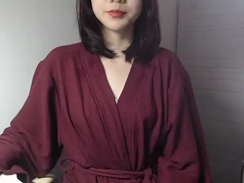 Snapshot of Bigg_Pussyy_Catt chatting on 12/16/24, 04:45 Bigg Pussyy Catt online show from 12/16/24, 04:45