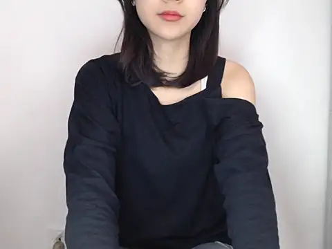 Snapshot of Bigg_Pussyy_Catt chatting on 02/08/25, 06:01 Bigg Pussyy Catt online show from 02/08/25, 06:01