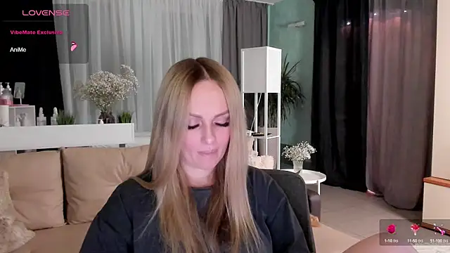 Snapshot of Libby_Nora chatting on 01/09/25, 03:34 Libby Nora online show from 01/09/25, 03:34