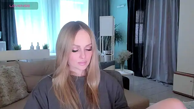 Snapshot of Libby_Nora chatting on 03/01/25, 11:06 Libby Nora online show from 03/01/25, 11:06