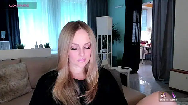 Snapshot of Libby_Nora chatting on 03/04/25, 09:07 Libby Nora online show from 03/04/25, 09:07