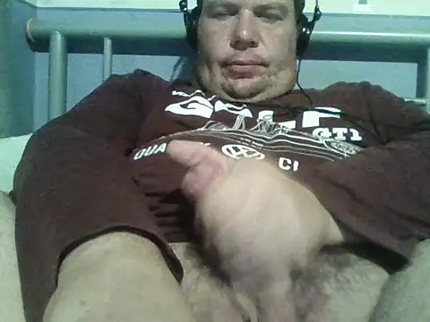 thickdick12331 online show from 10/29/25, 09:05