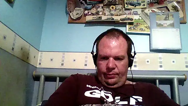 thickdick12331 online show from 11/11/25, 09:48