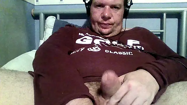thickdick12331 online show from 12/02/25, 10:05