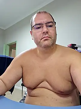 Snapshot of Andrew1900529 chatting on 09/26/25, 08:18 Andrew1900529 online show from 09/26/25, 08:18