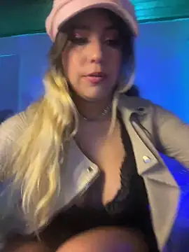 Snapshot of BA_BYY chatting on 03/13/25, 10:43 BA BYY online show from 03/13/25, 10:43