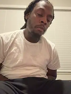 Snapshot of blue5455 chatting on 02/25/25, 01:28 blue5455 online show from 02/25/25, 01:28