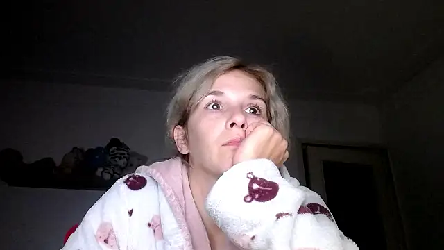 SexxyLety online show from 10/10/25, 07:02