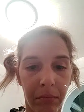 SexxyLety online show from 10/29/25, 04:31