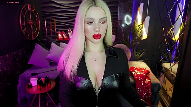 MistressDarsy online show from 12/22/24, 10:06