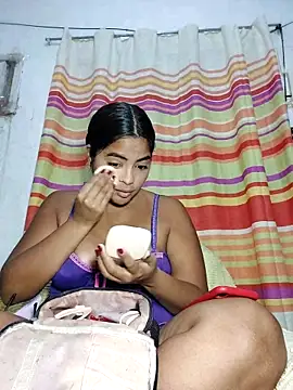 Snapshot of missmelissa_ chatting on 09/20/25, 10:27 missmelissa online show from 09/20/25, 10:27