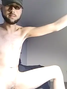 Snapshot of cockfrance chatting on 11/05/25, 02:28 cockfrance online show from 11/05/25, 02:28