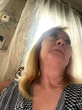 Irina2909xh online show from 11/16/25, 09:37