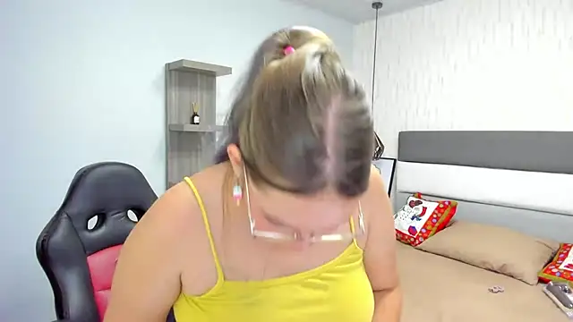 LEYNABRAUN online show from 01/03/25, 03:55