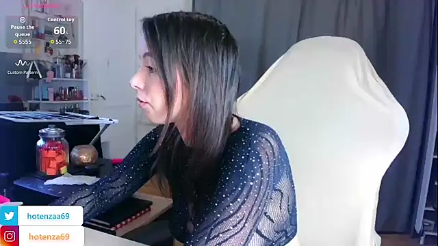 Hotenza69 online show from 10/19/25, 02:50