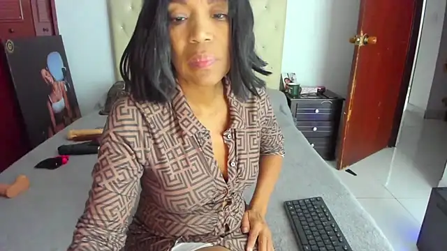 LUISSA  online show from 11/11/25, 10:37