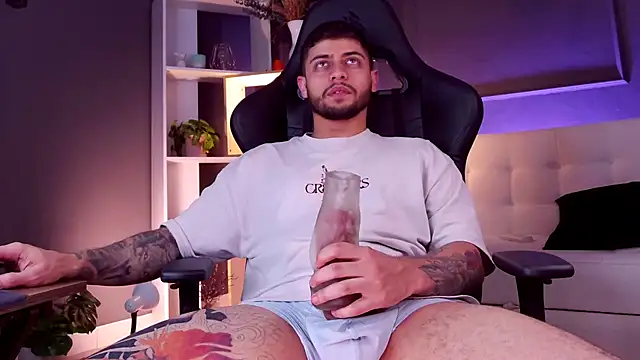 alessandro duty online show from 10/25/25, 03:25