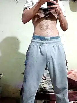 Snapshot of IndianHunkXX chatting on 02/13/25, 07:31 IndianHunkXX online show from 02/13/25, 07:31