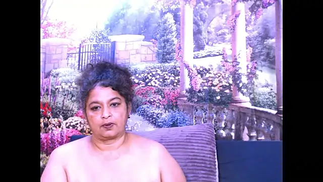 Snapshot of indianstar75 chatting on 02/12/25, 05:58 indianstar75 online show from 02/12/25, 05:58