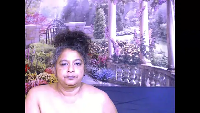 Snapshot of indianstar75 chatting on 02/14/25, 02:28 indianstar75 online show from 02/14/25, 02:28
