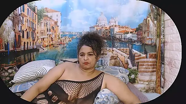 indianstar75 online show from 10/31/25, 08:59