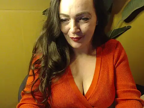 cloe85nl online show from 12/28/24, 03:04